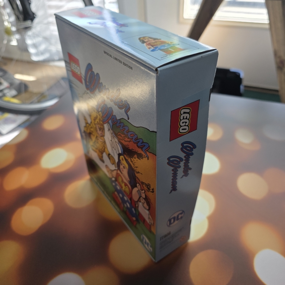 LEGO Wonder Woman and Cheetah Set 77906, 265 Pcs - Picture 5 of 5